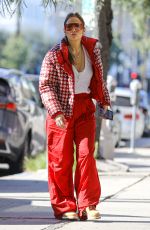 JENNIFER LOPEZ Out Shopping witrh Her Mom in Los Angeles 12/24/2022