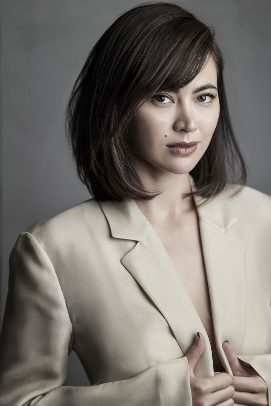 JESSICA HENWICK for Vogue Magazine, Greece December 2022