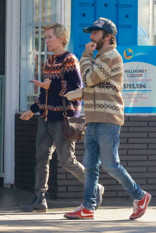 JOCELYN TOWNE Out for Lunch at All Time in Los Angeles 12/09/2022