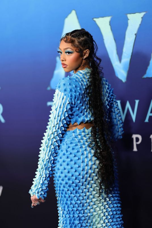 JODIE WOODS at Avatar: The Way of Water Premiere in Hollywood 12/12/2022