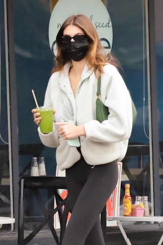 KAIA GERBER Out for Some Healthy Juice in Los Feliz 12/02/2022