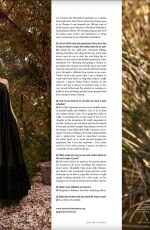 KATHERYN WINNICK in Dolce Magazinem December 2022