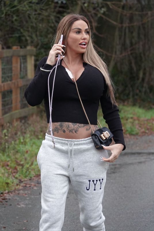 KATIE PRICE Out and About in London 12/29/2022