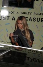 KIM KARDASHIAN and KRIS JENNER Leaves Mason