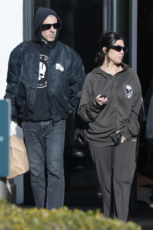 KOURTNEY KARDASHIAN and Travis Barker at Crossroads Caffee in Calabasas 12/11/2022