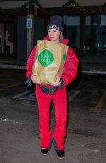 KYLE RICHARDS and Mauricio Umansky Out Shopping in Aspen 12/23/2022