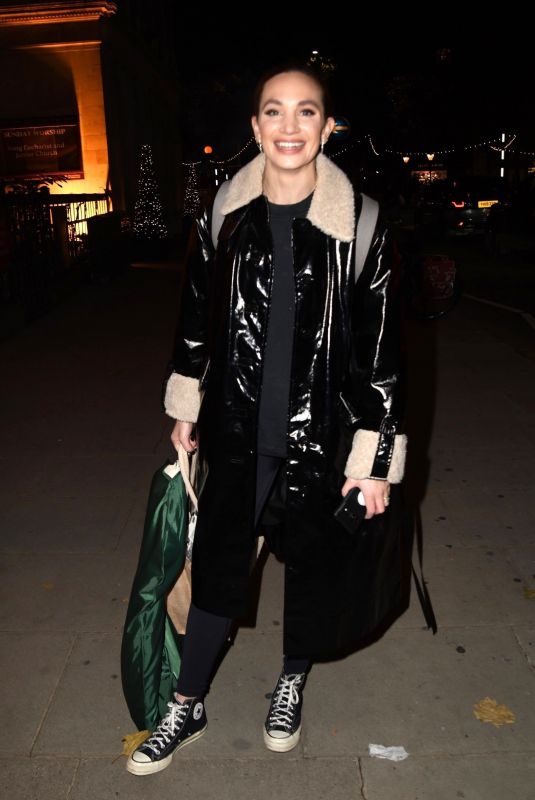 LAURA WRIGHT Arrives at Place2Be Carol Concert at Holy Trinity in London 12/01/2022