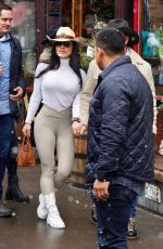 LAUREN SANCHEZ and Jeff Bezos Leaves Kemo Sabe Store in Aspen 12/28/2022
