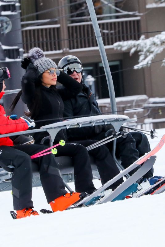 LAUREN SANCHEZ and Jeff Bezos on Holiday Vacation in Aspen 12/29/2022