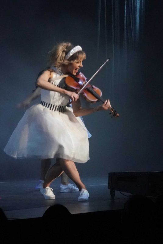 LINDSEY STIRLING Performs Live at Pantages Theater in Hollywood 12/24/2022