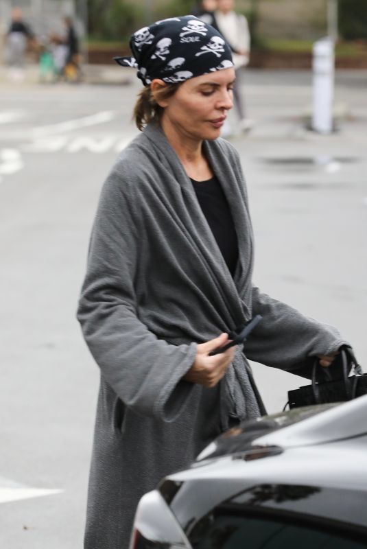 LISA RINNA Leaves Equinox Gym in Studio City 12/29/2022
