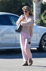 LORI LOUGHLIN Heading to a Spa in Calabasas 12/21/2022