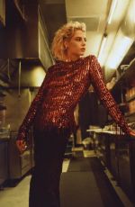 LUCY BOYNTON for Instyle Magazine, Mexico December 2022