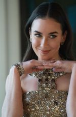 LYNDON SMITH at a Photoshoot, December 2022