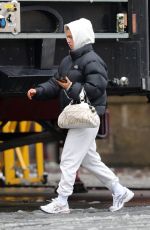 MAISIE SMITH Arrives at Sheffield City Hall 12/11/2022