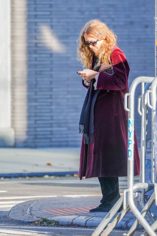 MARY KATE OLSEN Out and About in New York 12/09/2022