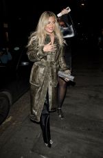 MEGAN BARTON HANSON Arrives at Her Hotel in London 12/08/2022