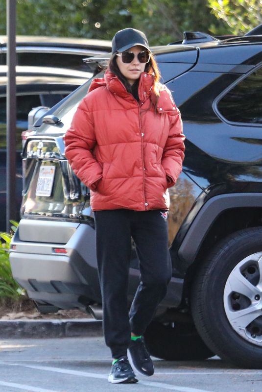 MILA KUNIS Out for Lunch with a Friend in Los Angeles 12/14/2022