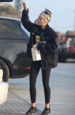 MILEY CYRUS at a Grocery Shopping in Malibu 12/04/2022