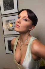 MILLIE BOBBY BORWN - Instagram Photos 12/26/2022