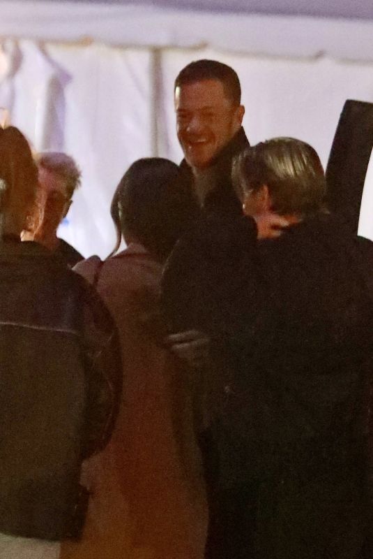 MINKA KELLY and Dan Reynolds Arrives at Kroq’s Almost Acoustic Christmas in Inglewood 12/11/2022