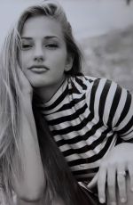 MINKA KELLY - Early Modeling Black and White Photoshoot 