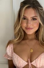 MORGAN HARVILL - Instagram Photos 12/18/2022