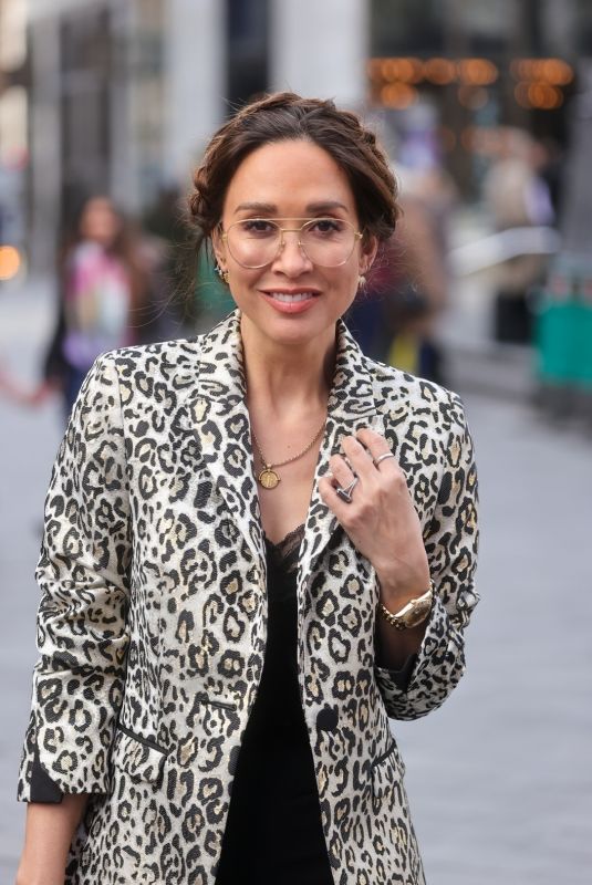 MYLEENE KLASS Arrives at Smooth Radio in London 12/01/2022