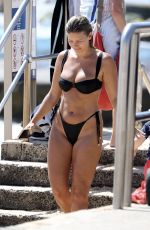  NATASHA OAKLEY in Bikini at Bronte Beach 12/23/2022