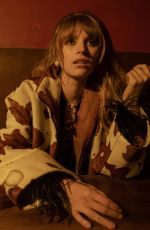 NELL TIGER FREE in Foxes Magazine, December 2022