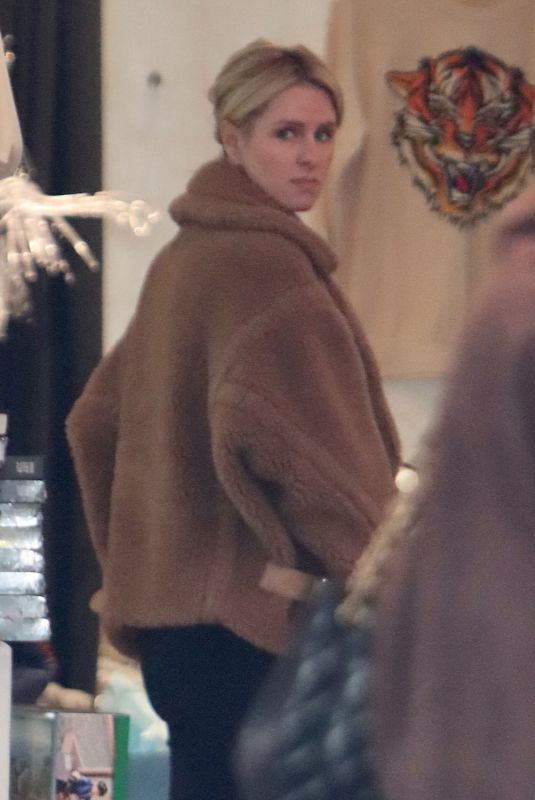 NICKY HILTON Out Shopping at Kitson in Beverly Hills 12/21/2022