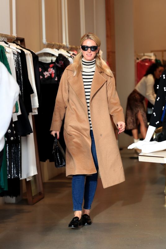 NICKY HILTON Shopping at Alice + Olivia in Beverly Hills 12/22/2022