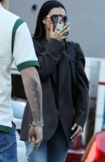 NICOLA PELTZ and Brooklyn Beckham Out on Eearly Holiday Shopping in Beverly Hills 12/07/2022