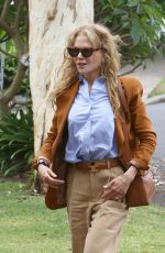 NICOLE KIDMAN and Keith Urban Visiting Nicole