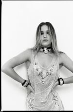 OLIVIA PONTON in Rollacoaster Magazine, Winter 2022