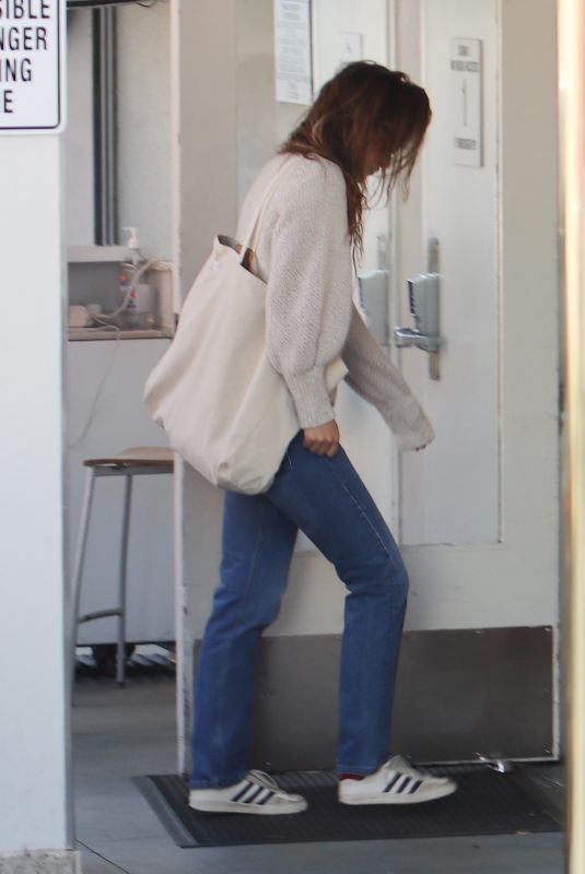 OLIVIA WILDE Arrives at Luxe Hotel in Beverly Hills 12/14/2022