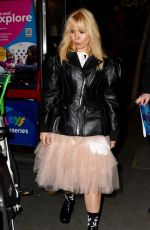 PALOMA FAITH Arrives at Place2Be Carol Concert at Holy Trinity in London 12/01/2022