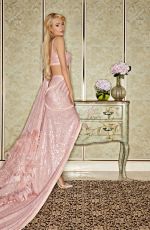 PARIS HILTON in Harper