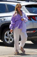 Pregnant RENEE BARGH Out and About in Sydney 12/15/2022