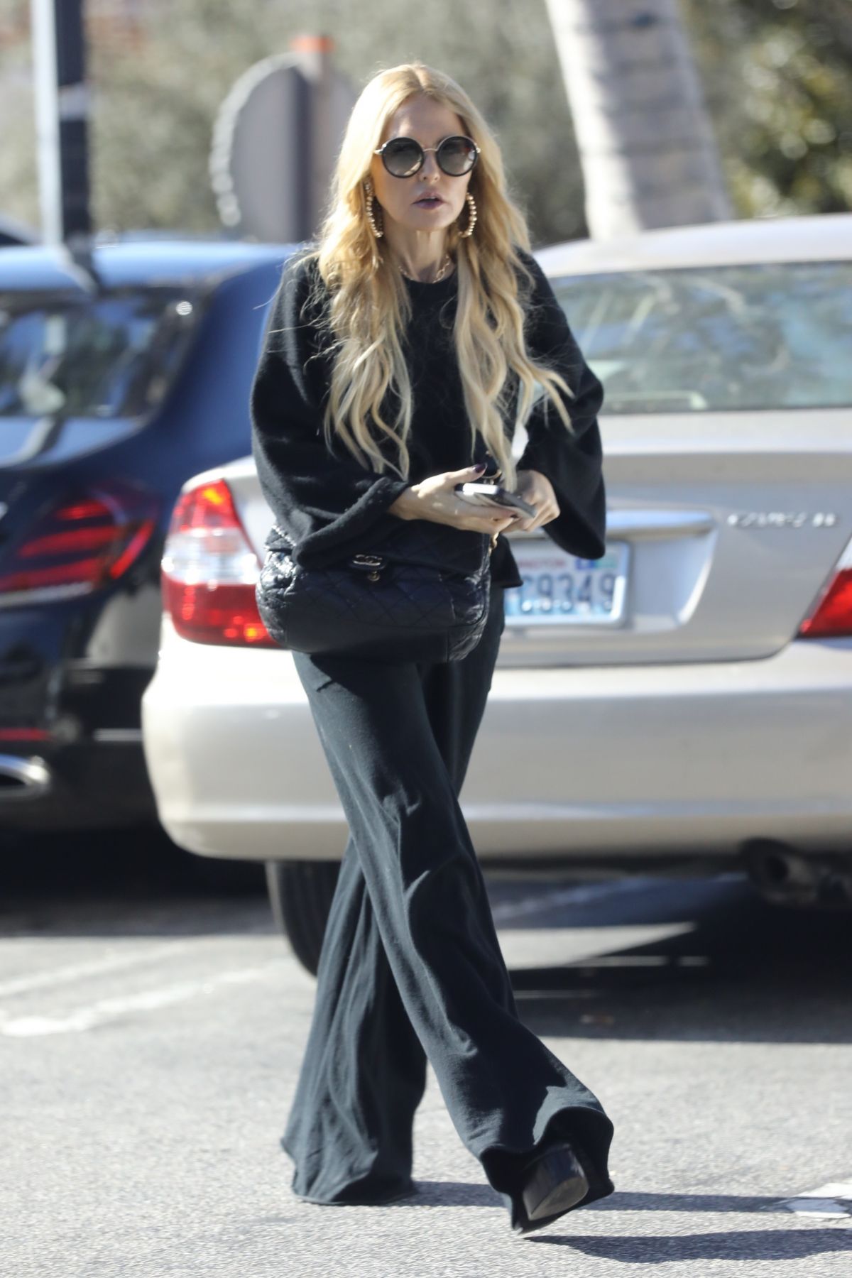 RACHEL ZOE Out and About in Beverly Hills 12/03/2022 – HawtCelebs
