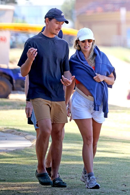 RENEE BARGH and Andrew Lange Out in Palm Beach 12/22/2022