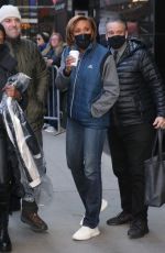 ROBIN ROBERTS Leaves Good Morning America in New York 12/05/2022