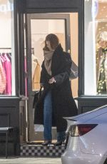 ROSIE HUNTINGTON-WHITELEY Out Shopping with Her Mother in Chelsea 11/30/2022