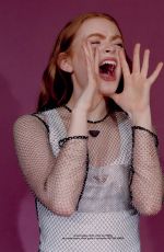 SADIE SINK in L