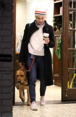 SELMA BLAIR Leaves Alfred Coffee with Her Service Dog Scout 12/29/2022