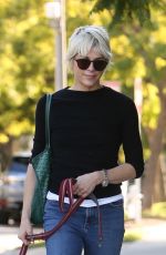 SELMA BLAIR Out with Her Dog in Beverly Hills 12/04/2022
