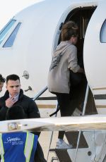SHANIA TWAIN at a Private Jet Ride Out of Washington D.C. 12/01/2022