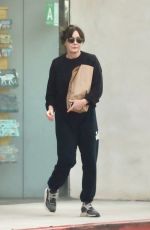 SHANNEN DOHERTY Shopping at Malibu Medical Group 12/01/2022