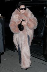 SOFIA CARSON Arrives at Her Hotel in Paris 12/05/2022