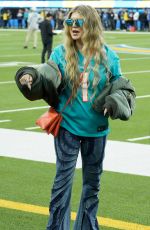 STACY FERGIE FERGUSON at Miami Dolphins vs Los Angeles Chargers Game at SoFi Stadium in Inglewood 12/11/2022